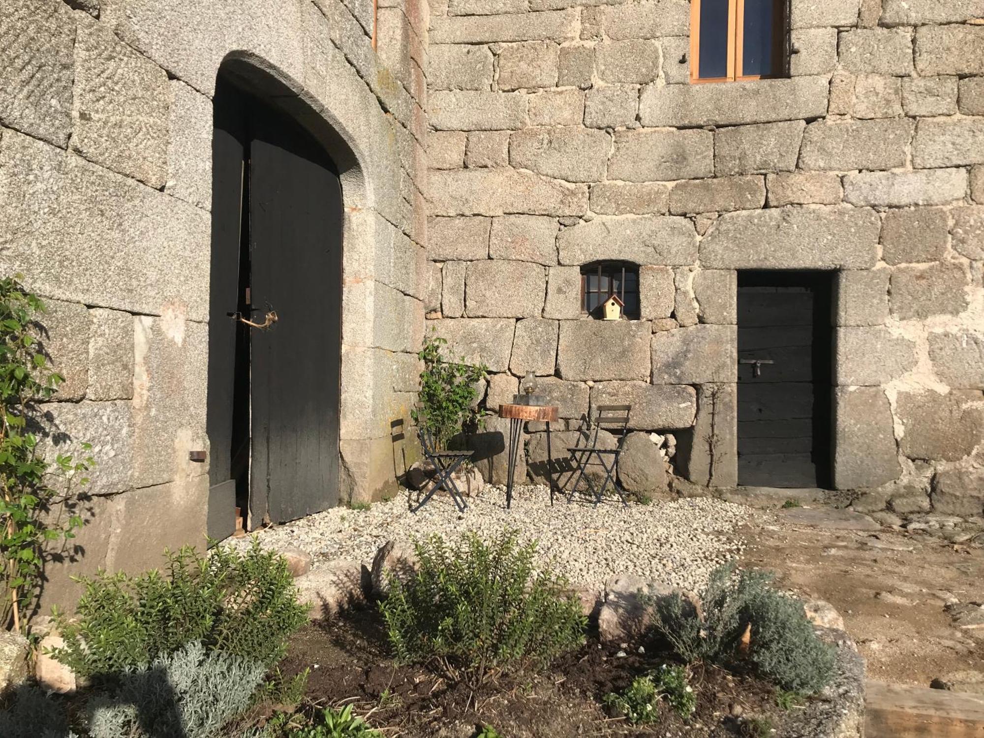 Chambres Et Tables D'Hotes - Les Ateliers De Pontajou - Pelerin Navette Gratuite A Saugues Venteuges Exterior foto