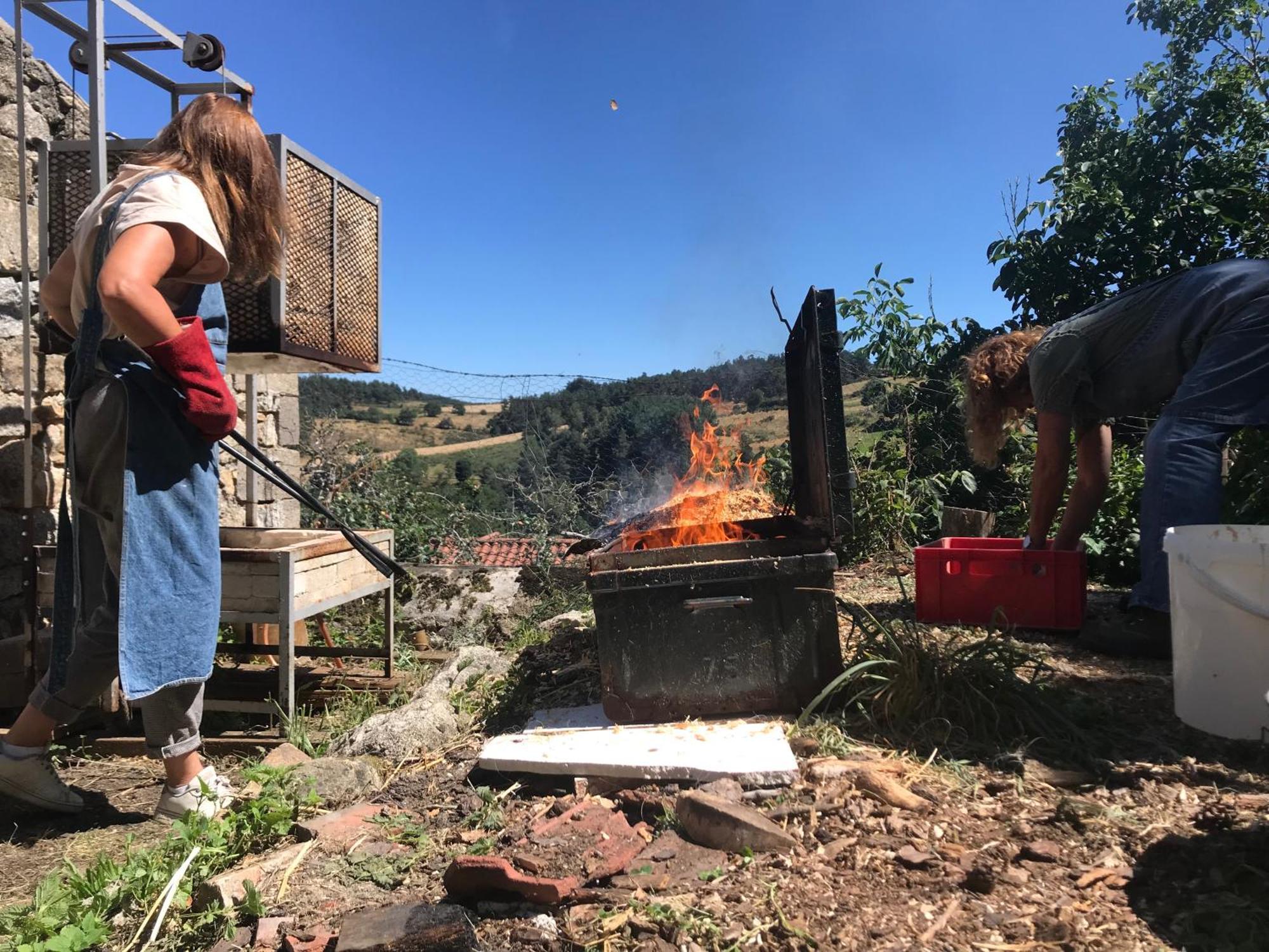 Chambres Et Tables D'Hotes - Les Ateliers De Pontajou - Pelerin Navette Gratuite A Saugues Venteuges Exterior foto